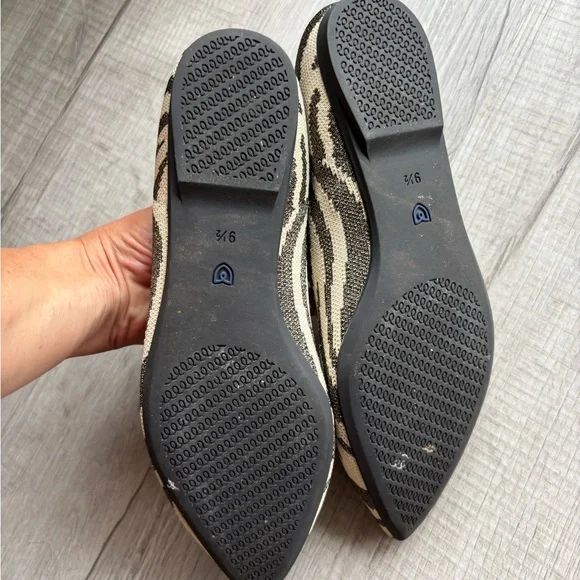 Rothy's The Point 2 size 9.5 Zebra Stripe Flats in Black and Cream - Picture 3 of 6
